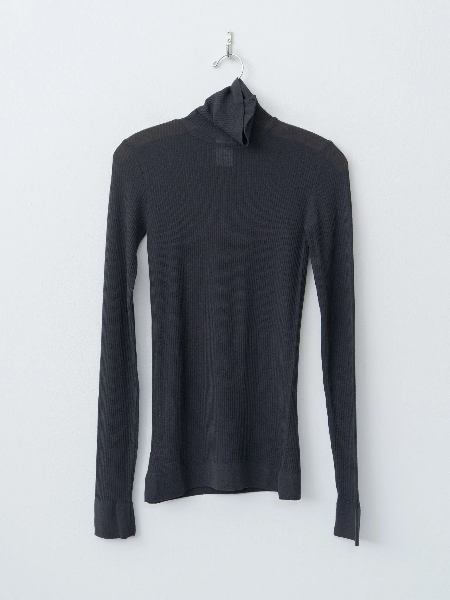 Seamlesss High Neck Top - Granite Black sold by Namu Shop