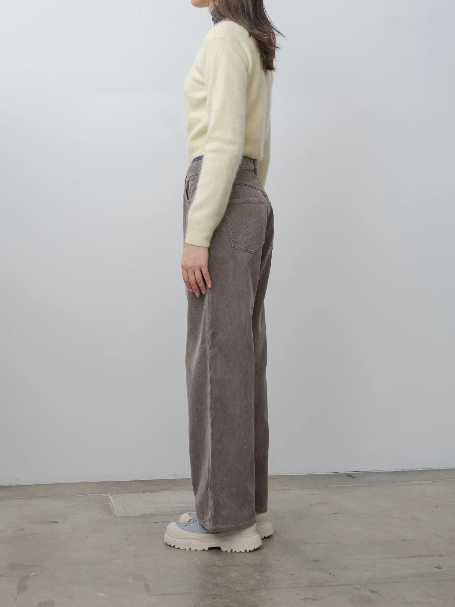 Pigment Dyed Finx Corduroy Wide 5P Pants - Olive Brown sold by Namu Shop product image thumbnail 4