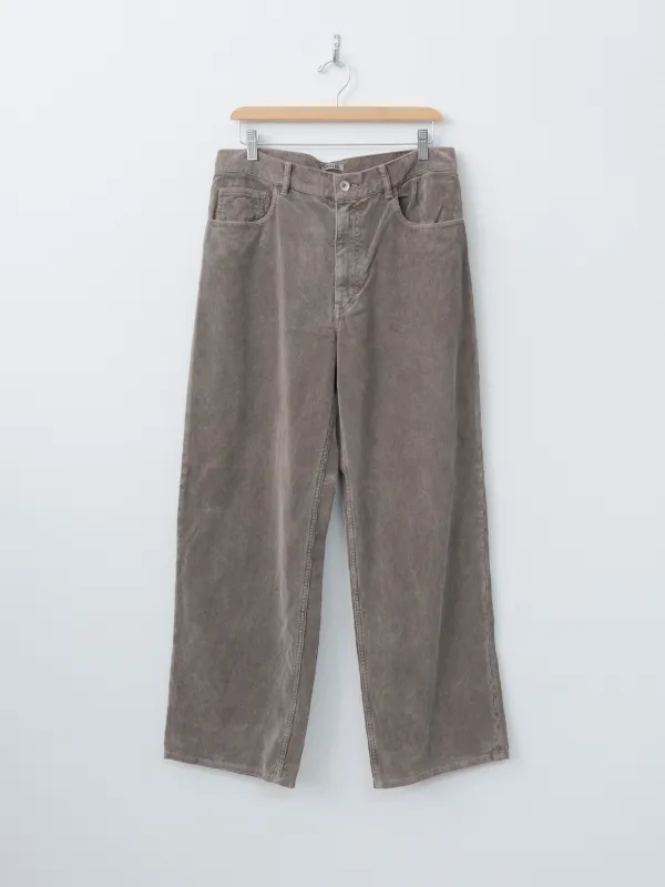 Pigment Dyed Finx Corduroy Wide 5P Pants - Olive Brown made by Auralee