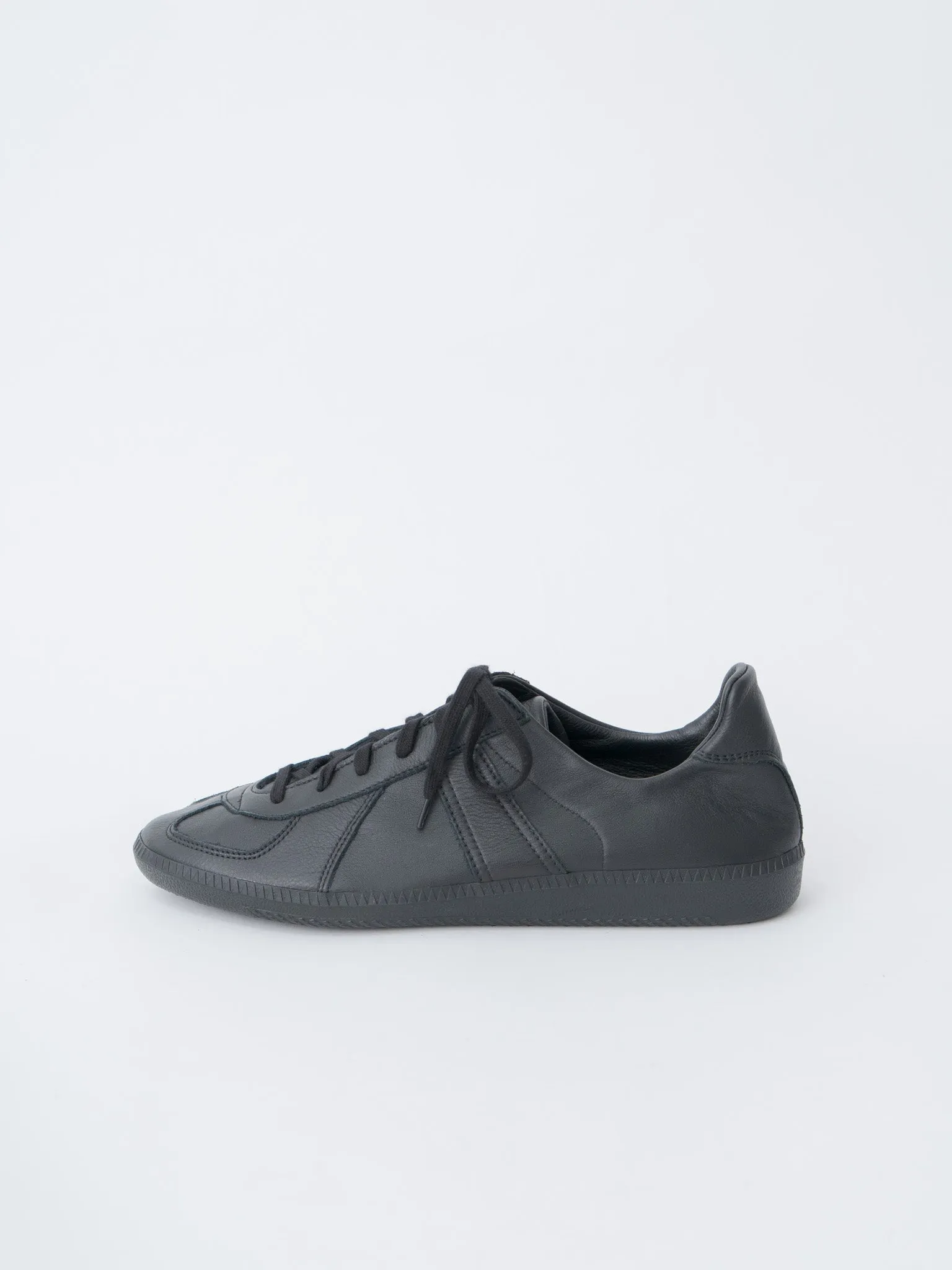 Unlined KS x Reproduction of Found Trainer - Black sold by Namu Shop product image thumbnail 5