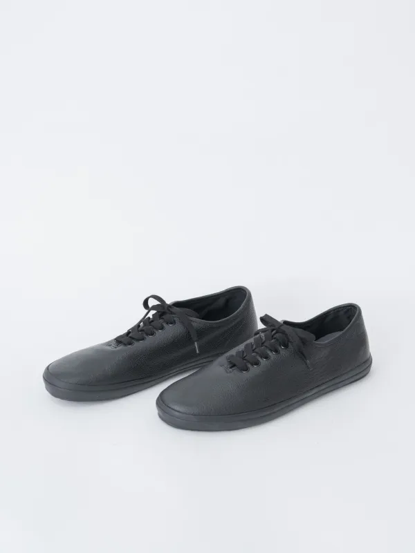 4600PL Swedish Military Trainer - Black (restocked) made by Namu Shop