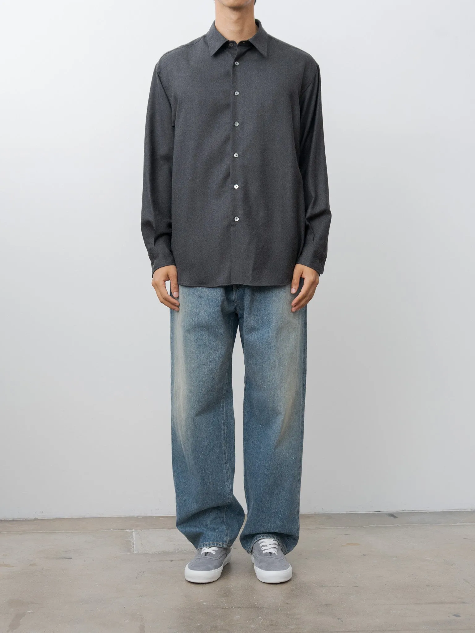 Super Light Wool Shirt - Top Charcoal sold by Namu Shop product image thumbnail 2