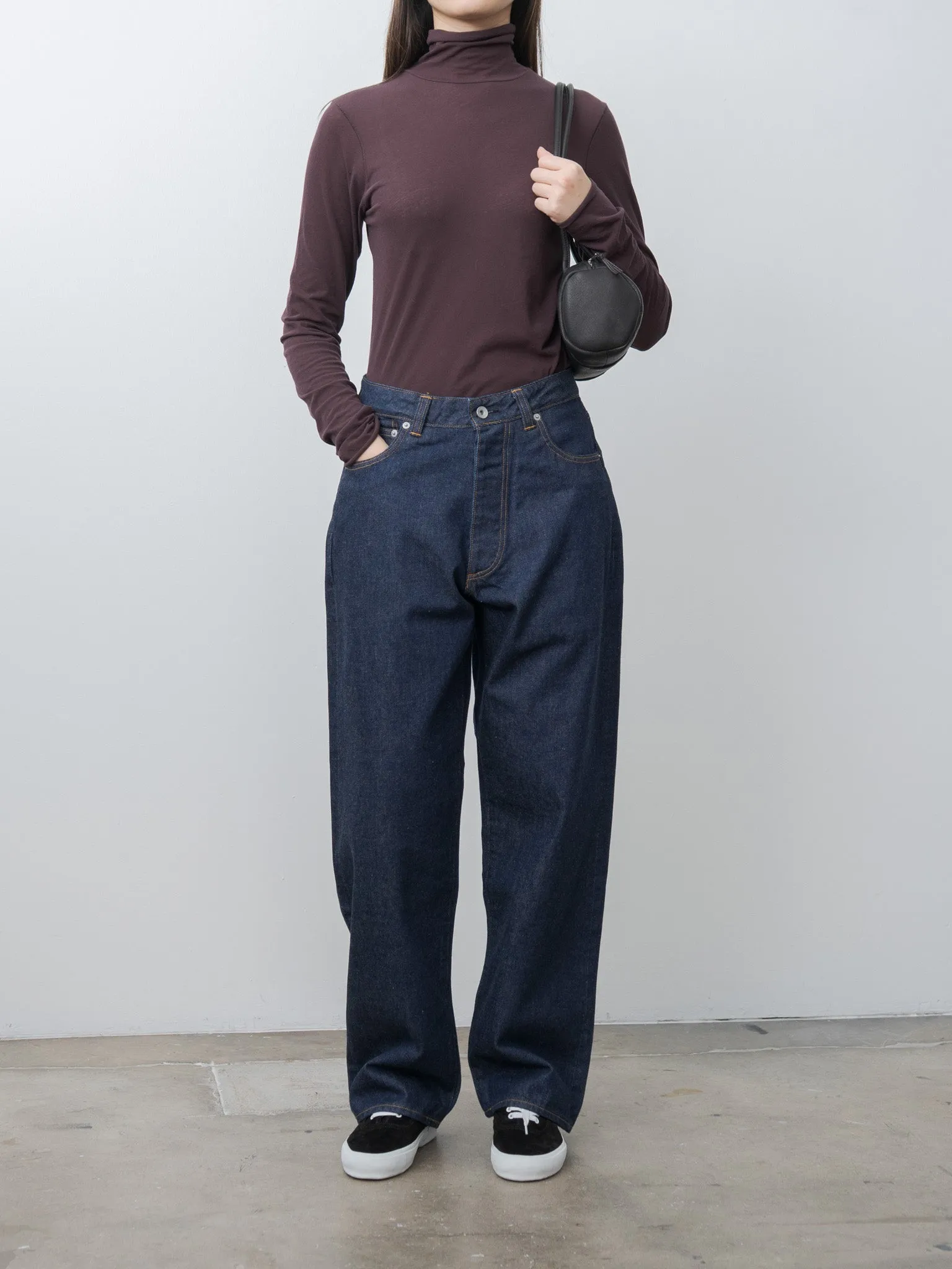 Cylinder Boston Long Handle - Black sold by Namu Shop product image thumbnail 4