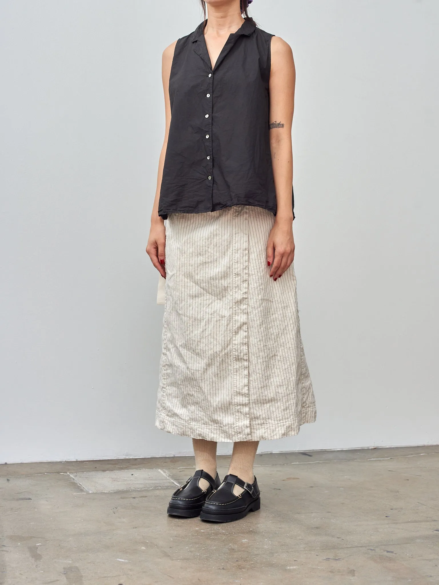 Sleeveless Collar Shirt TC - Black sold by Namu Shop product image thumbnail 3