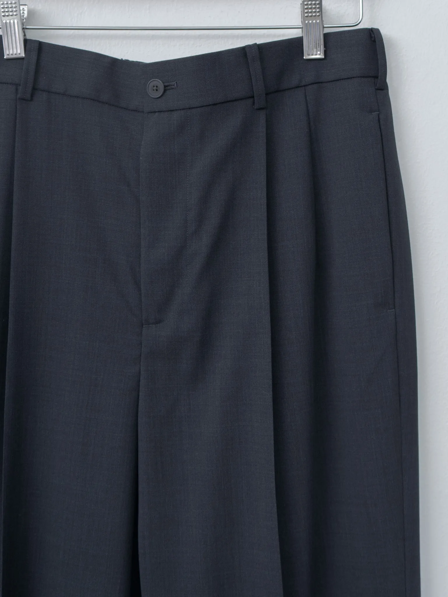Twist Wool Gauze Two Tucked Easy Pants - Navy Top sold by Namu Shop product image thumbnail 4