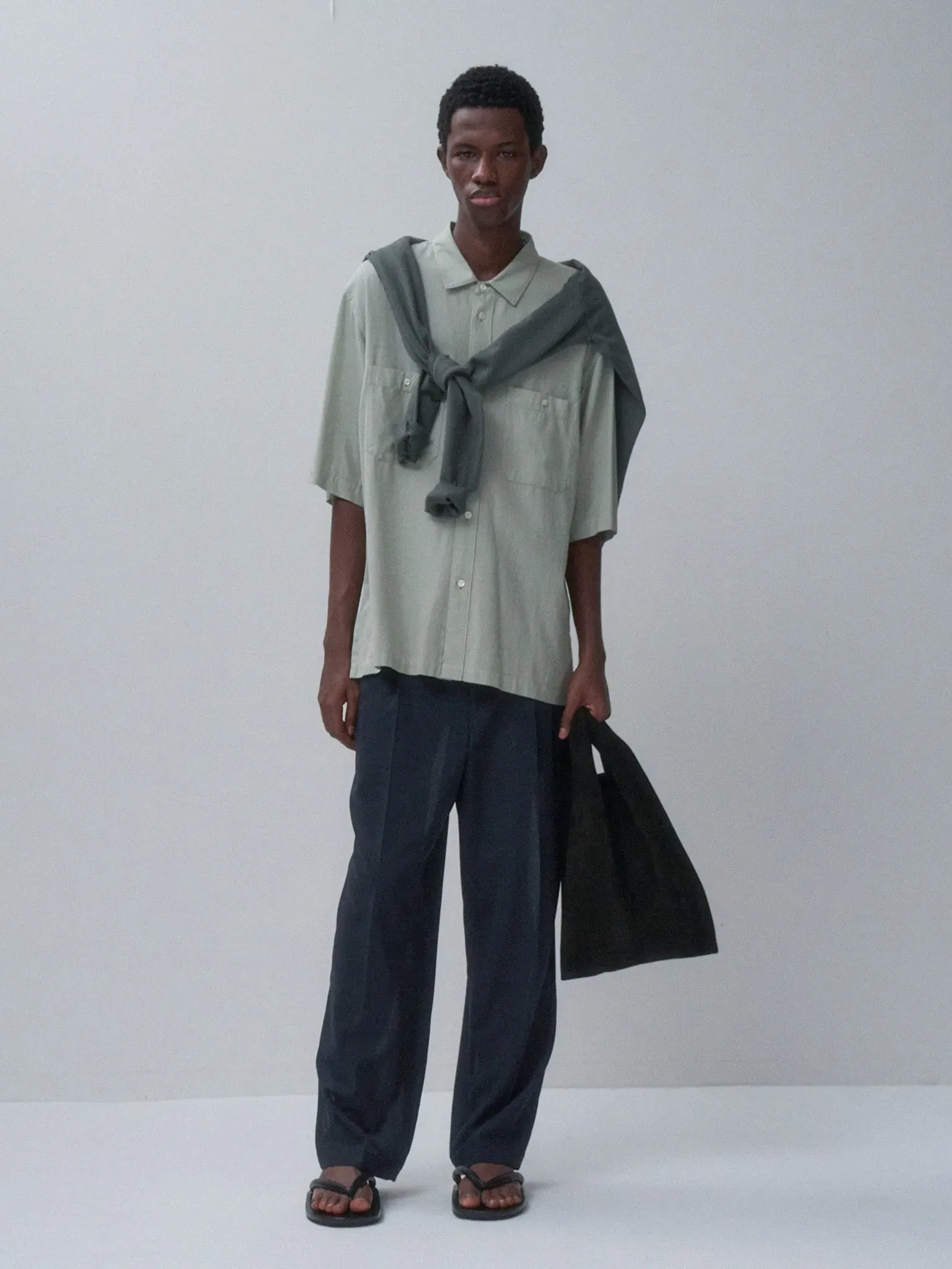 Twist Wool Gauze Two Tucked Easy Pants - Navy Top sold by Namu Shop product image thumbnail 2