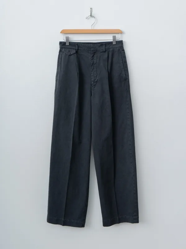 Garment-Dyed Finx Light Chino One-Tuck Wide Pants - Black made by Auralee