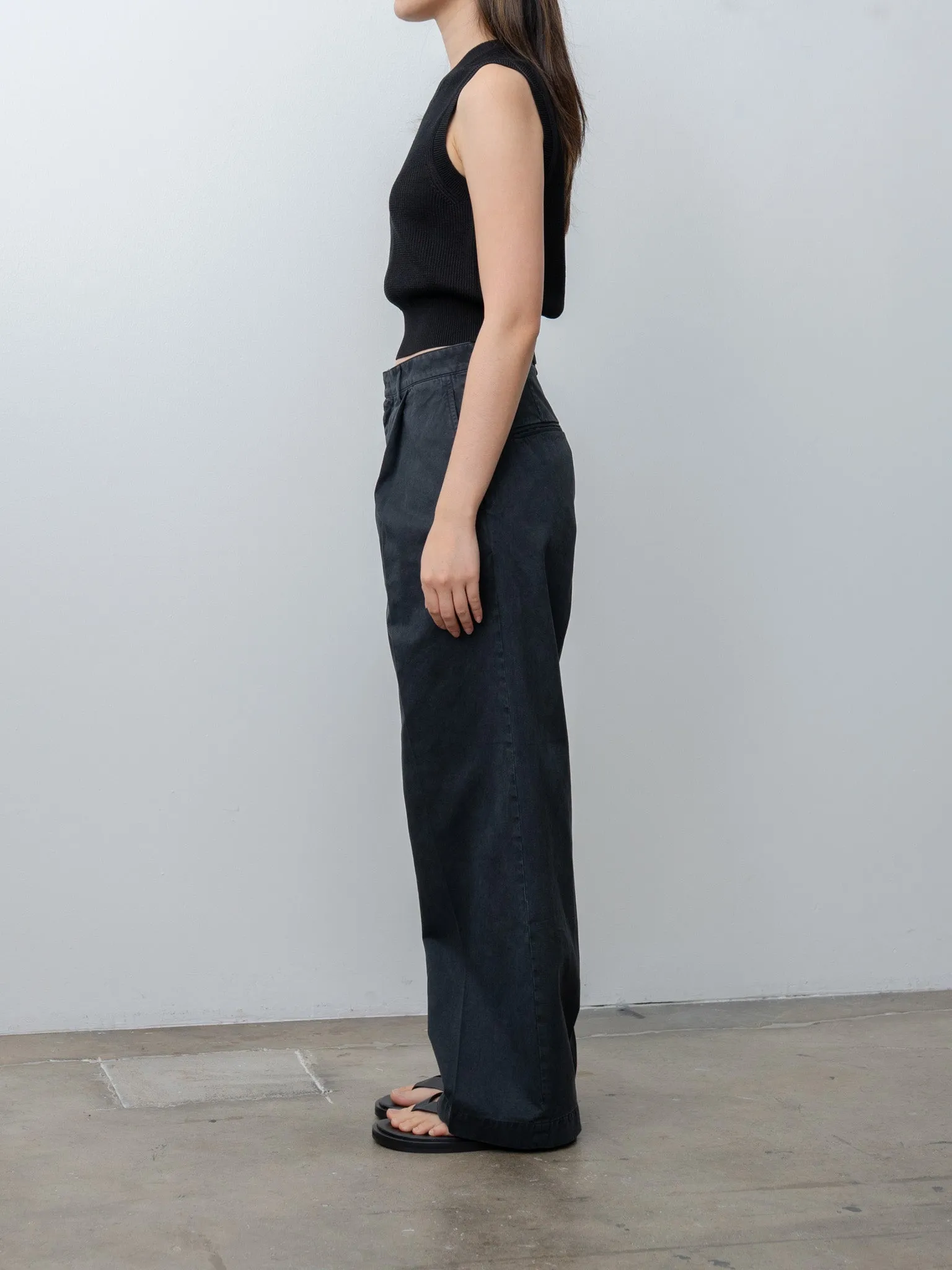 Garment-Dyed Finx Light Chino One-Tuck Wide Pants - Black sold by Namu Shop product image thumbnail 3