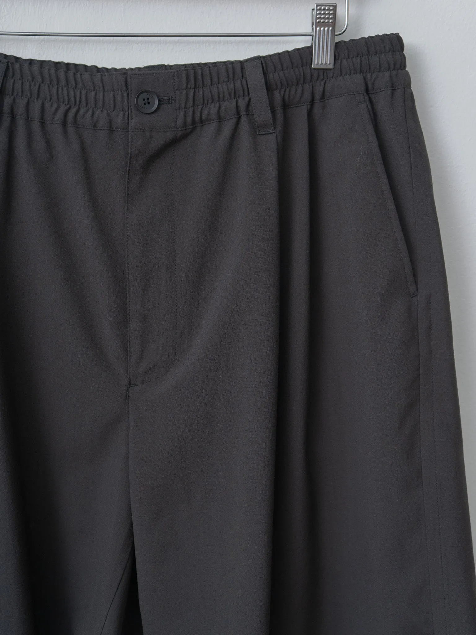 Wool Washer Tropical 2Pleated Easy Shorts - Carbon sold by Namu Shop product image thumbnail 2