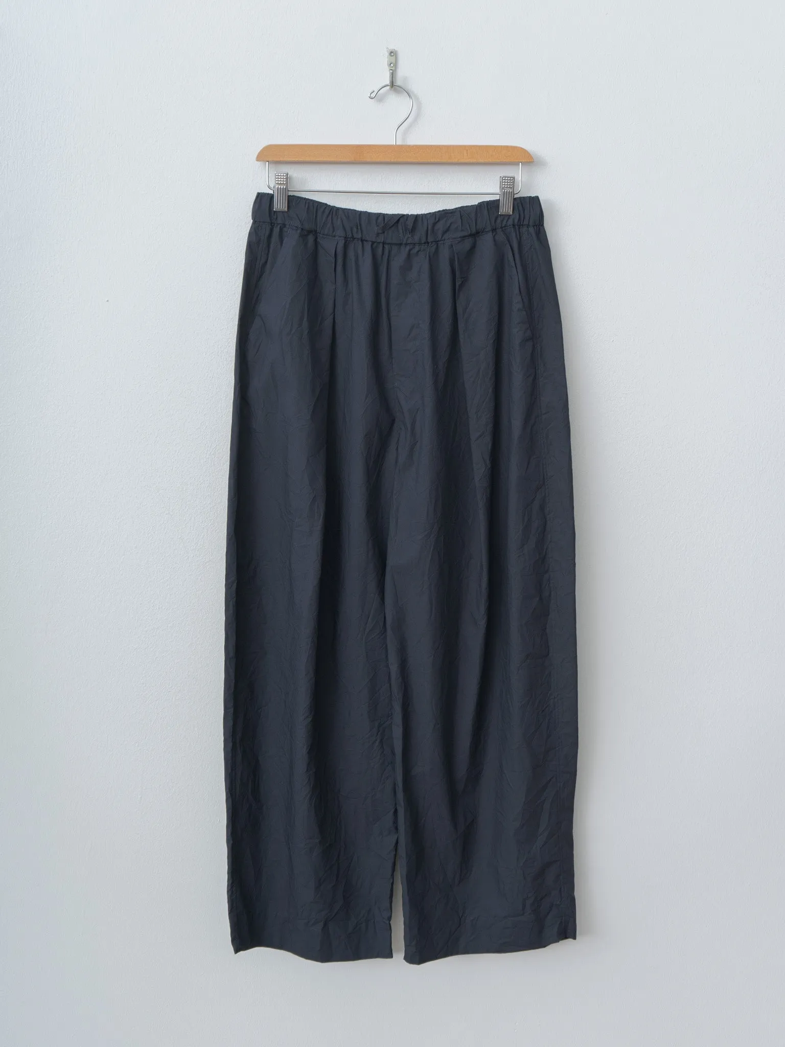 Tucked Pull-on Pants - Navy sold by Namu Shop