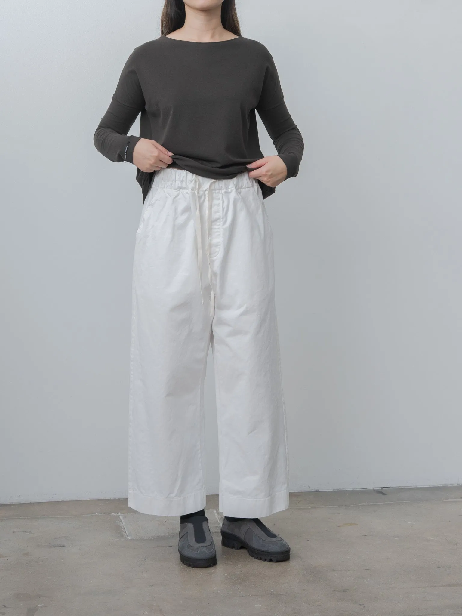 Wide & Long Trousers WCC (7 Colors) sold by Namu Shop product image thumbnail 4