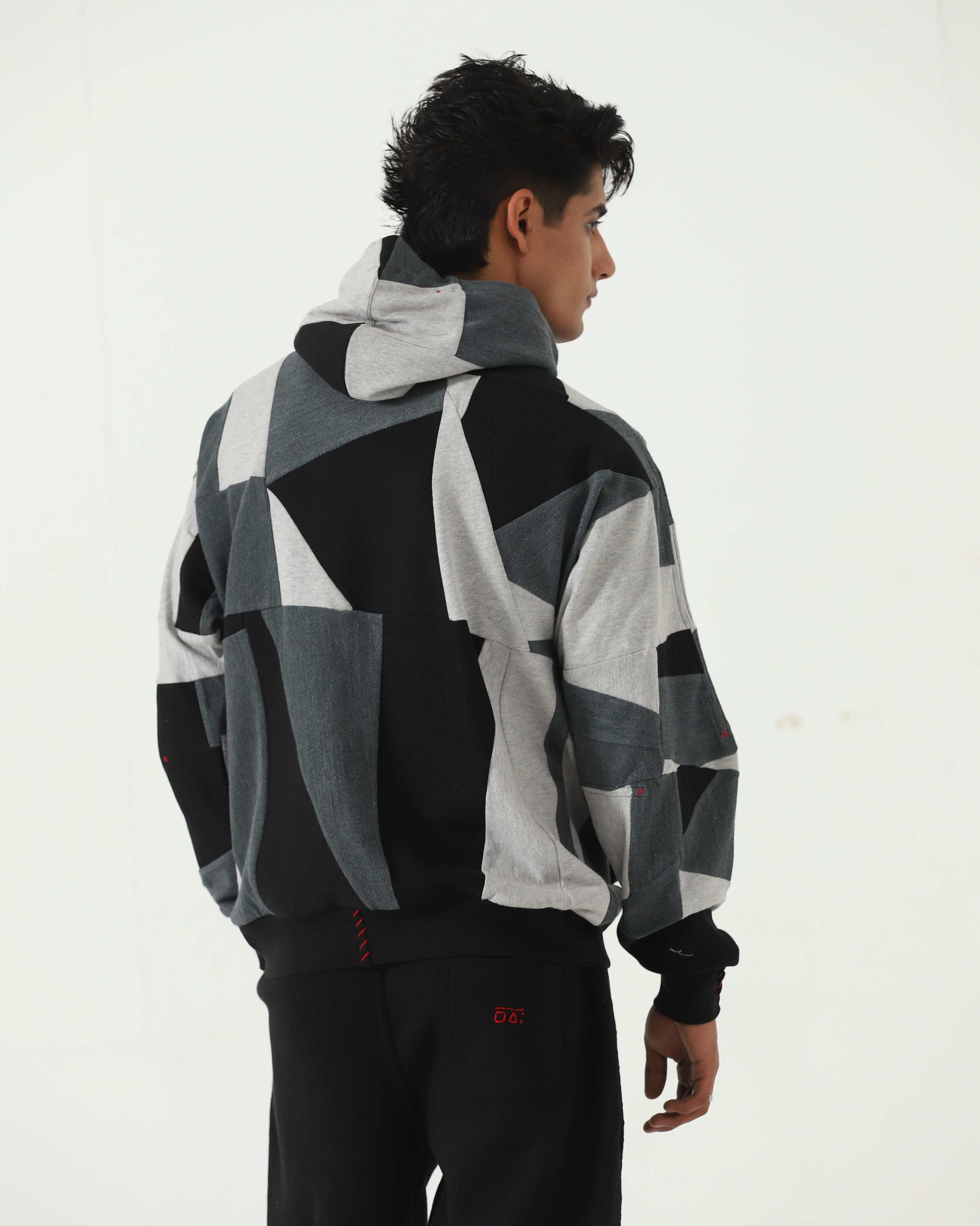 HOODIE Showda sold by One 432 product image thumbnail 2