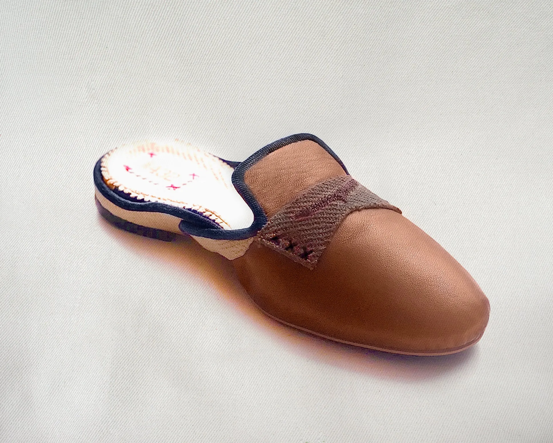 SARDAR racer sold by One 432 product image thumbnail 2