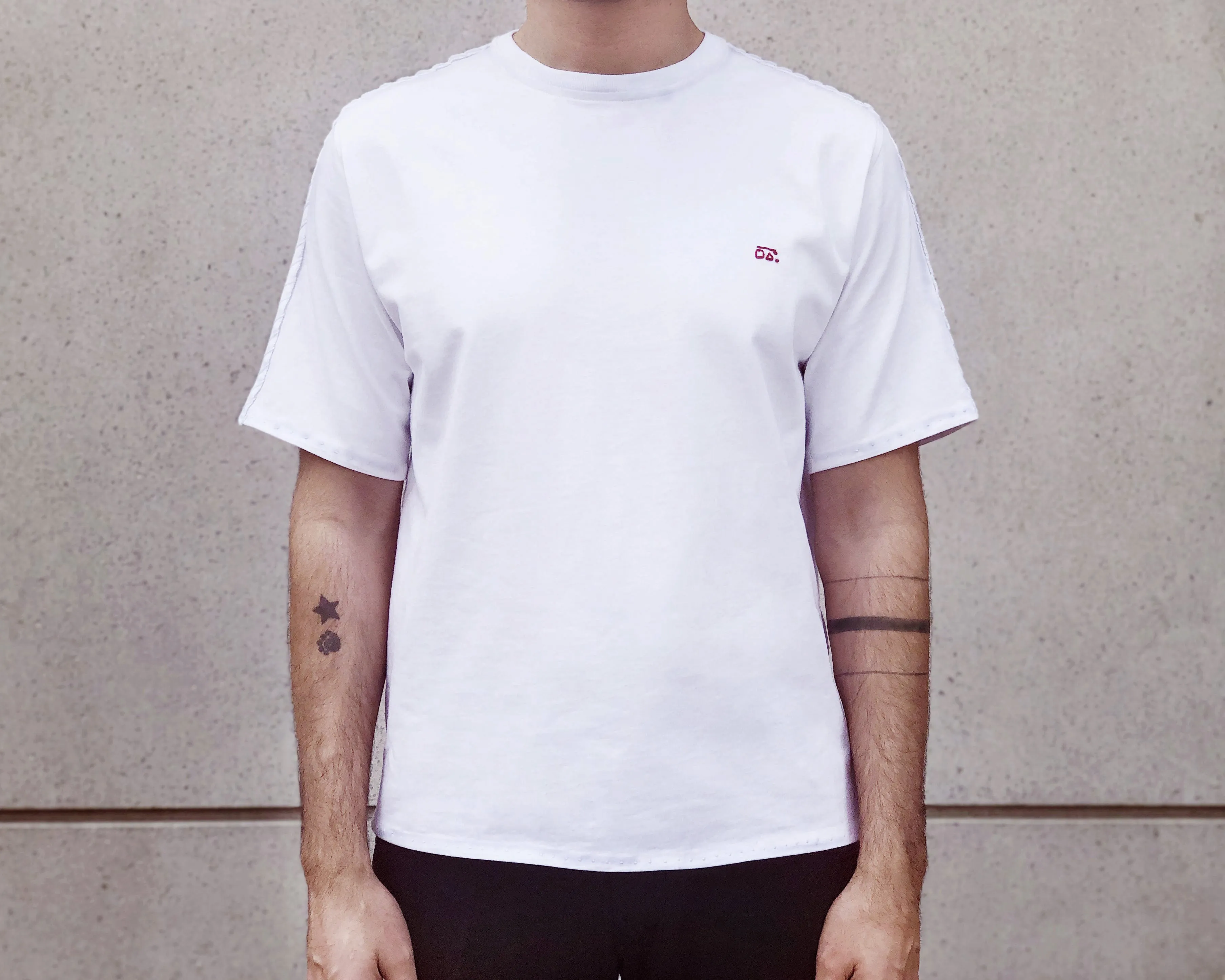 TEE Naughties 33 sold by One 432 product image thumbnail 4