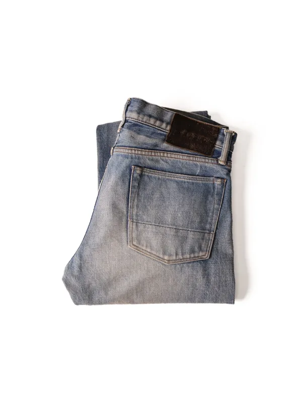 Fabric Brand - Light washed Jeans made by Private & Co.