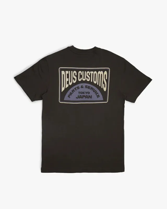 Deus Ex Machina Depot Tee/Anthracite sold by Railcar