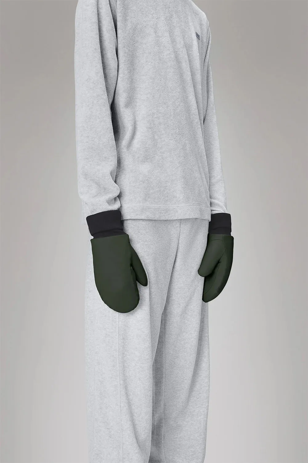 ALTA PUFFER MITTENS Green sold by REVOLVR Menswear product image thumbnail 2