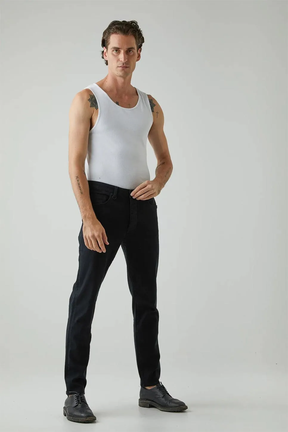RAY TAPERED - NORTHERN BLACK sold by REVOLVR Menswear