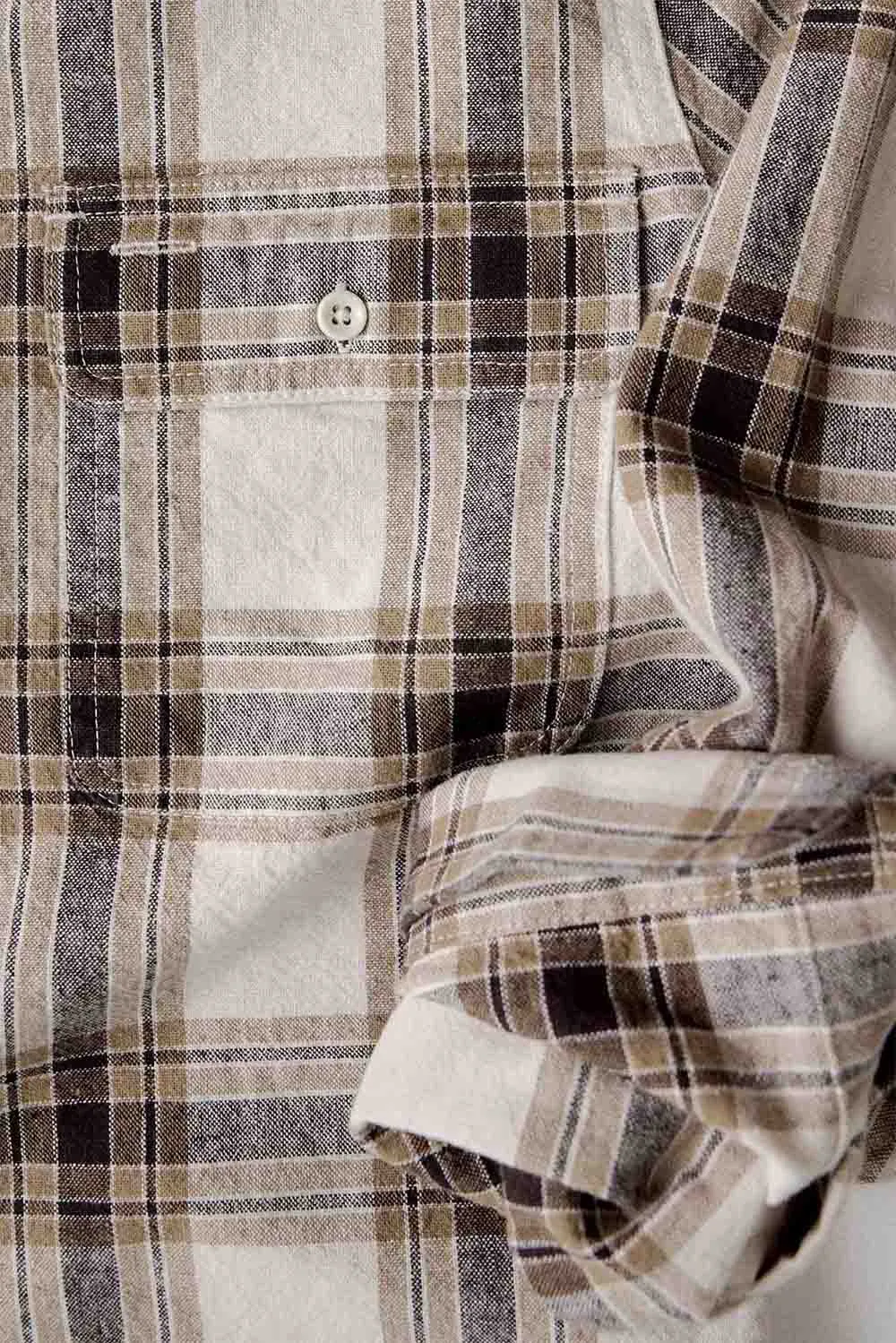THE CRAFTSMAN SHIRT Bark Plaid Linen sold by REVOLVR Menswear product image thumbnail 4