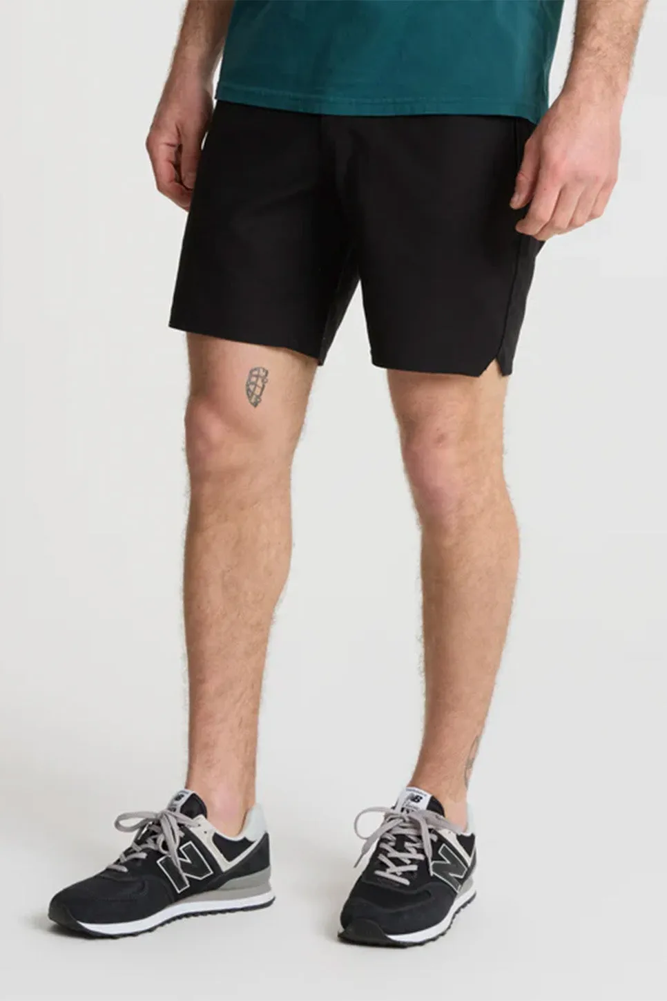 LAYOVER TRAVELER 18" SHORT Black sold by REVOLVR Menswear product image thumbnail 3