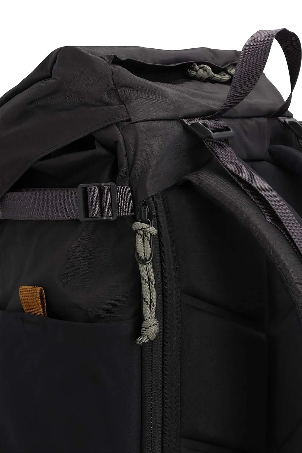 ROVER TRAIL PACK 22L Black/Neutral sold by REVOLVR Menswear product image thumbnail 4