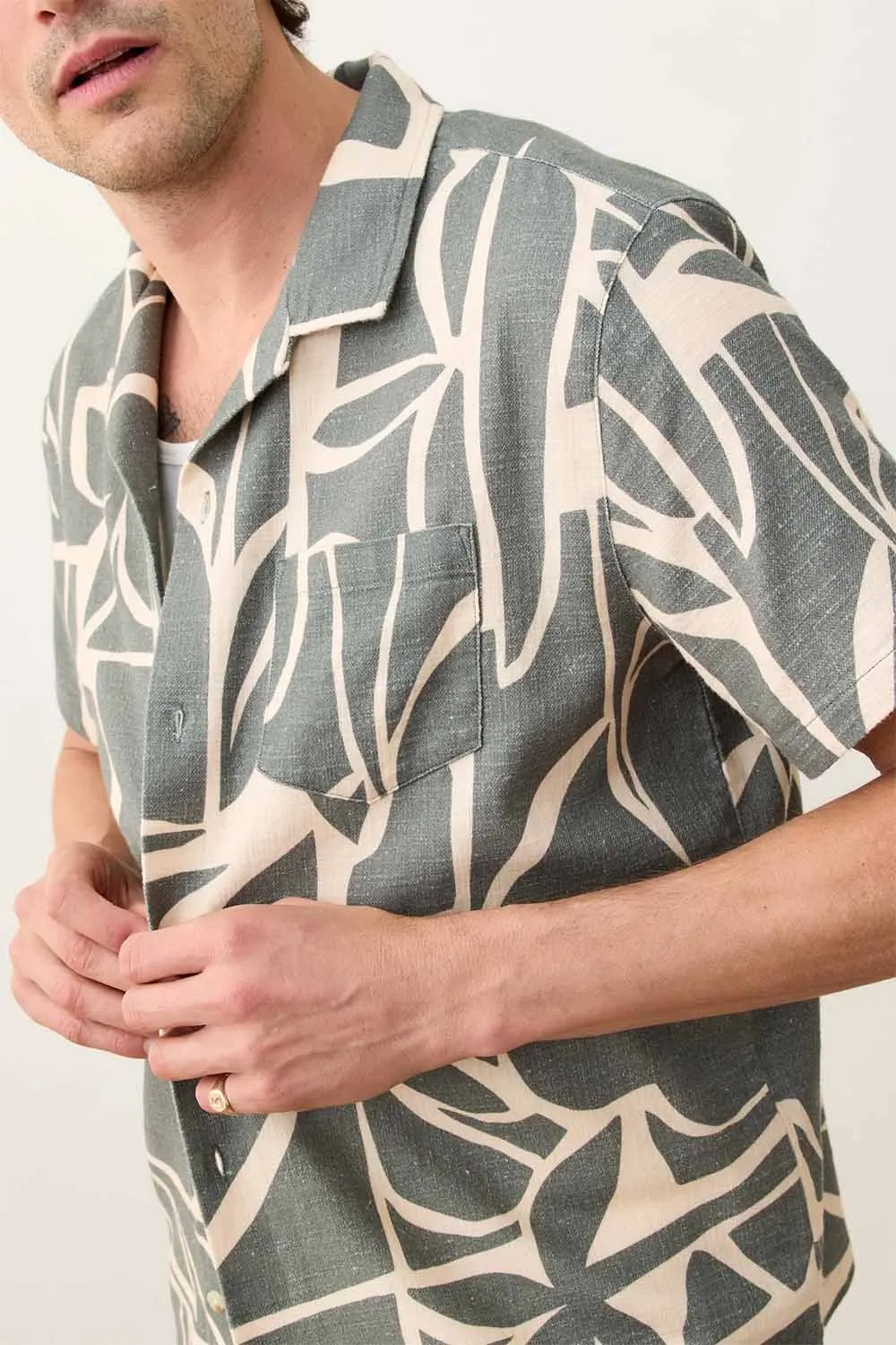 STRETCH SELVAGE RESORT SS Olive Abstract Palm sold by REVOLVR Menswear product image thumbnail 4