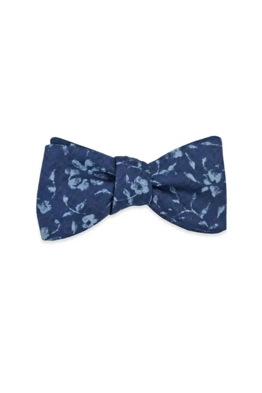 THE BAYLEY BOW TIE Blue Floral made by REVOLVR Menswear