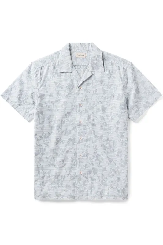 THE HAWTHORNE SS Sky Blue Floral made by Taylor Stitch