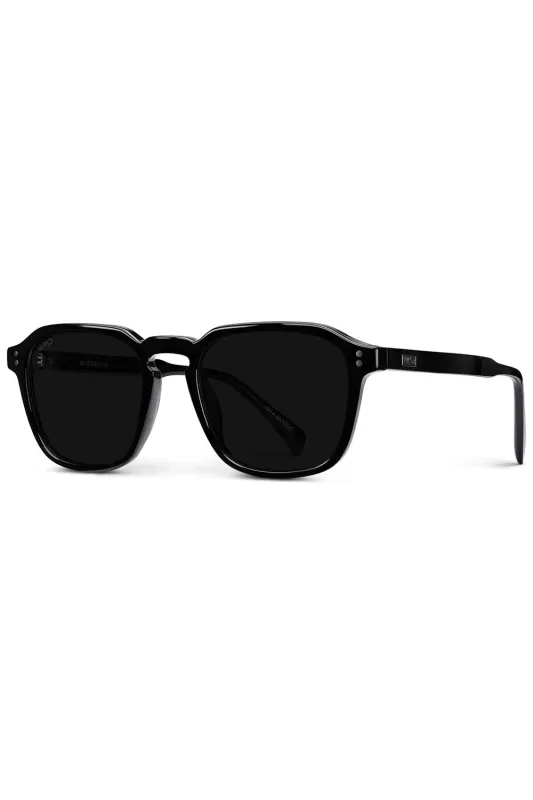FRANCIS Black/Triple Black Polar made by REVOLVR Menswear