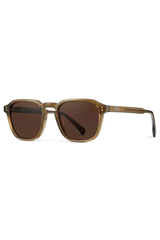 Francis made by REVOLVR Menswear