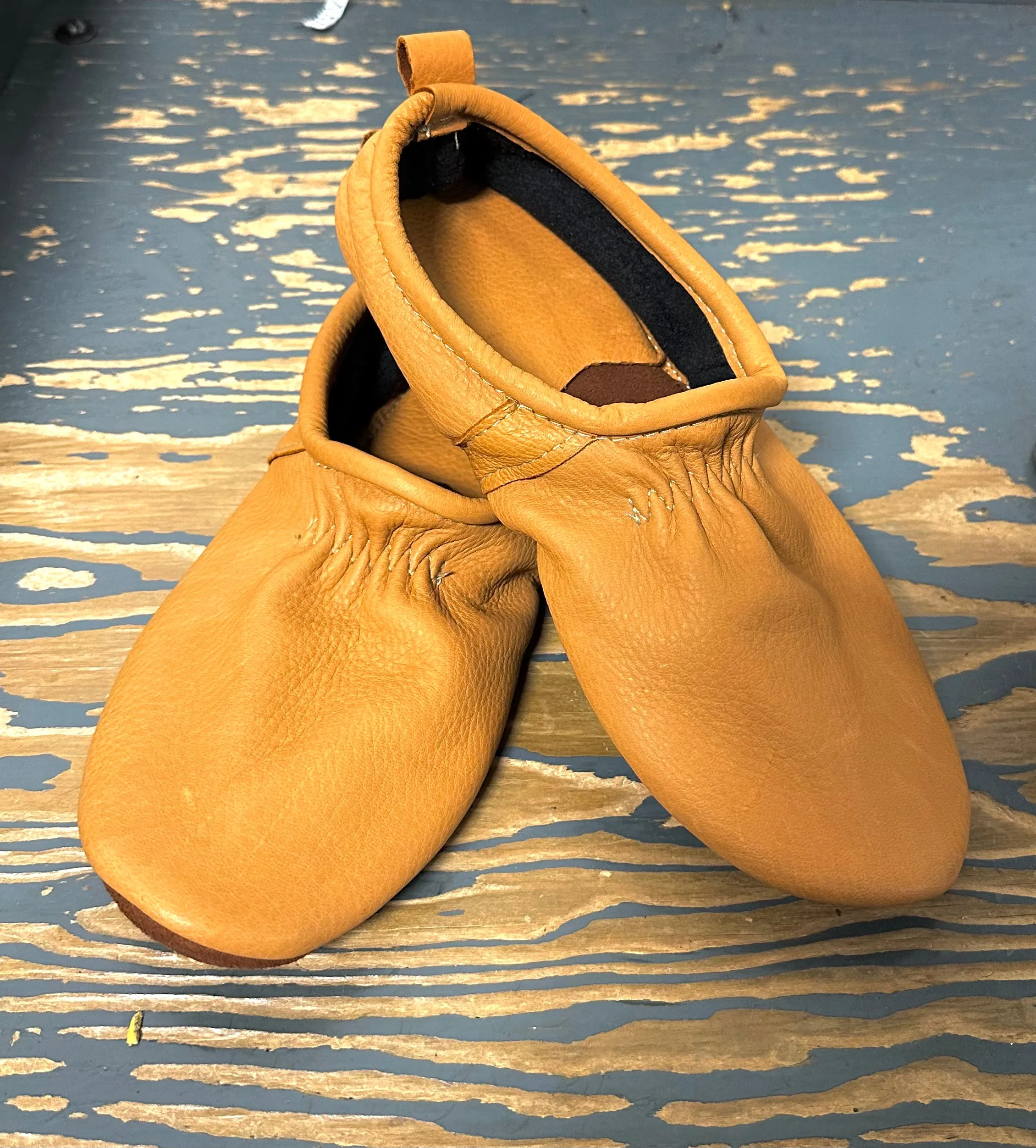 Lined Thurlow Deerskin Slippers sold by Sullivan Glove