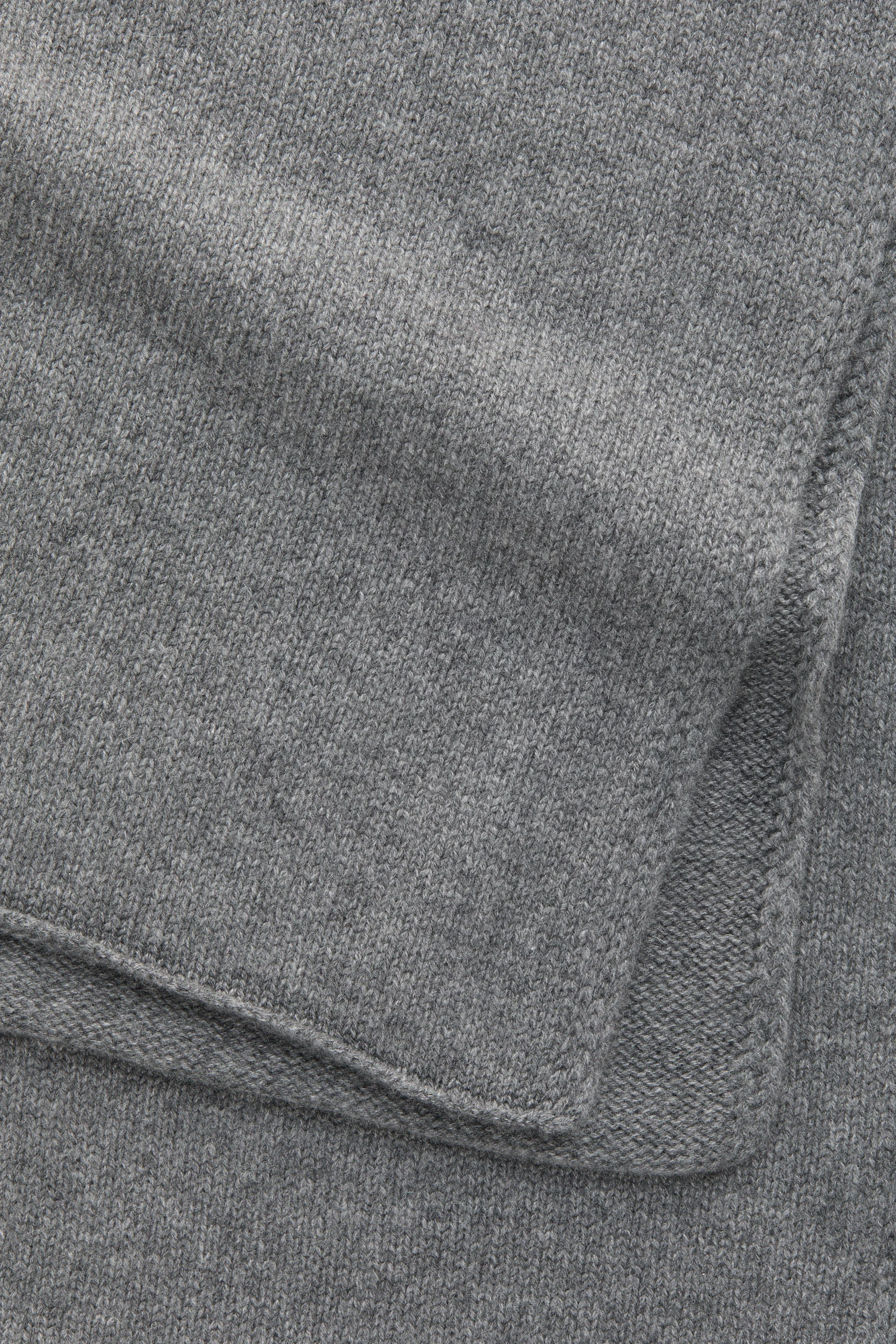 Knitted Maglia Rasata Cashmere Scarf Charcoal Grey sold by Wolf vs Goat product image thumbnail 2