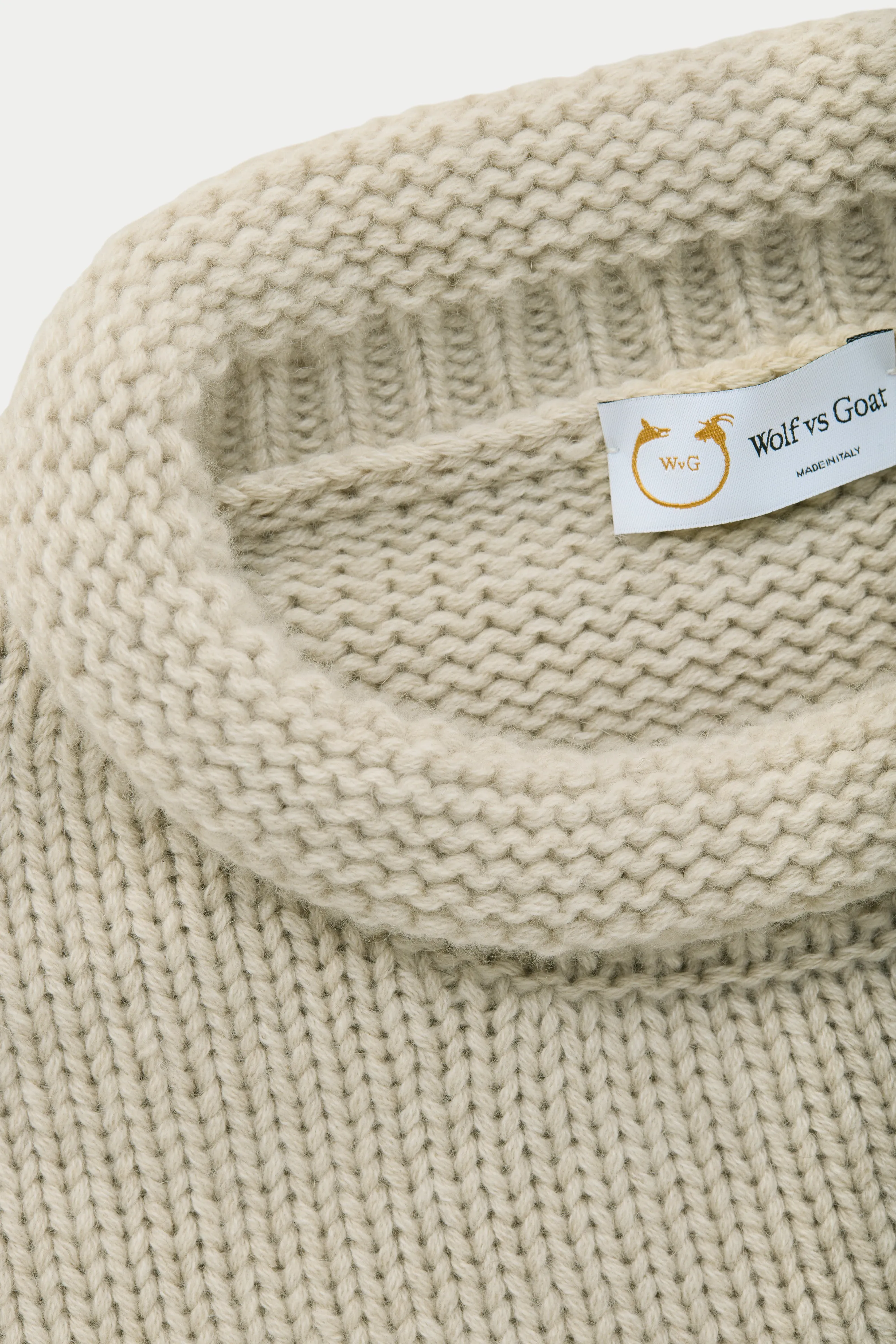 Cashmere Chunky Roll Neck Sweater Casha sold by Wolf vs Goat product image thumbnail 4