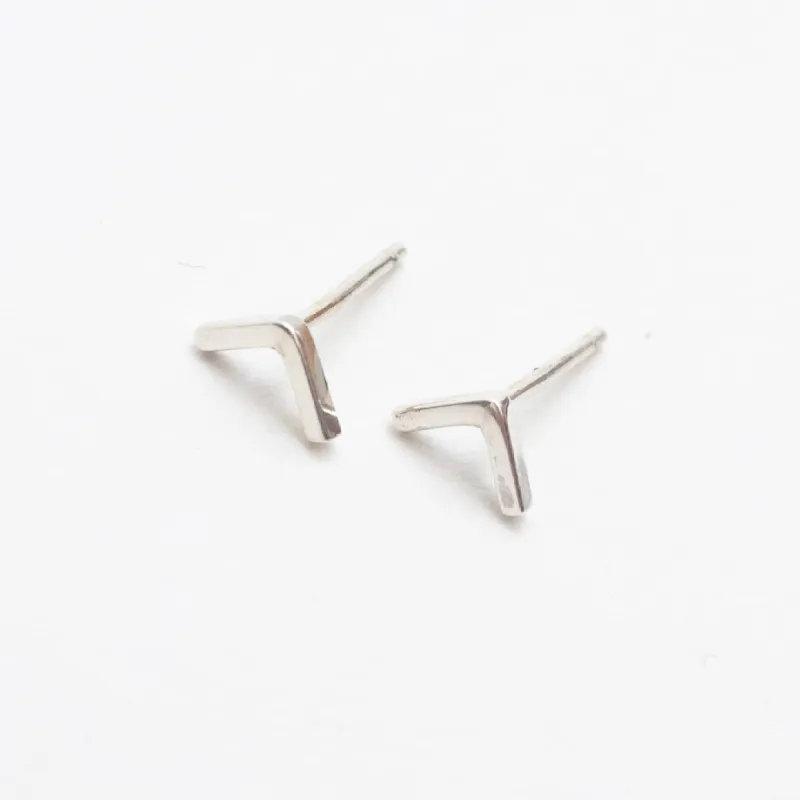 Silver Arrow Studs sold by Silver Lotus
