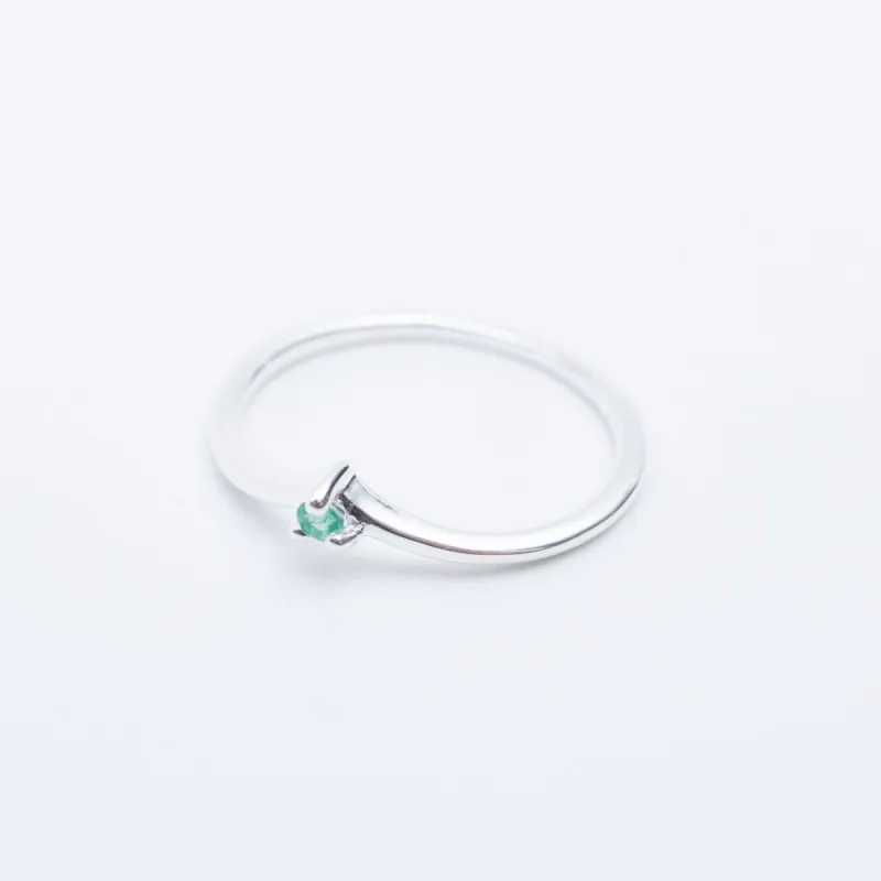 Silver Claw Set Emerald Chevron Ring sold by Silver Lotus