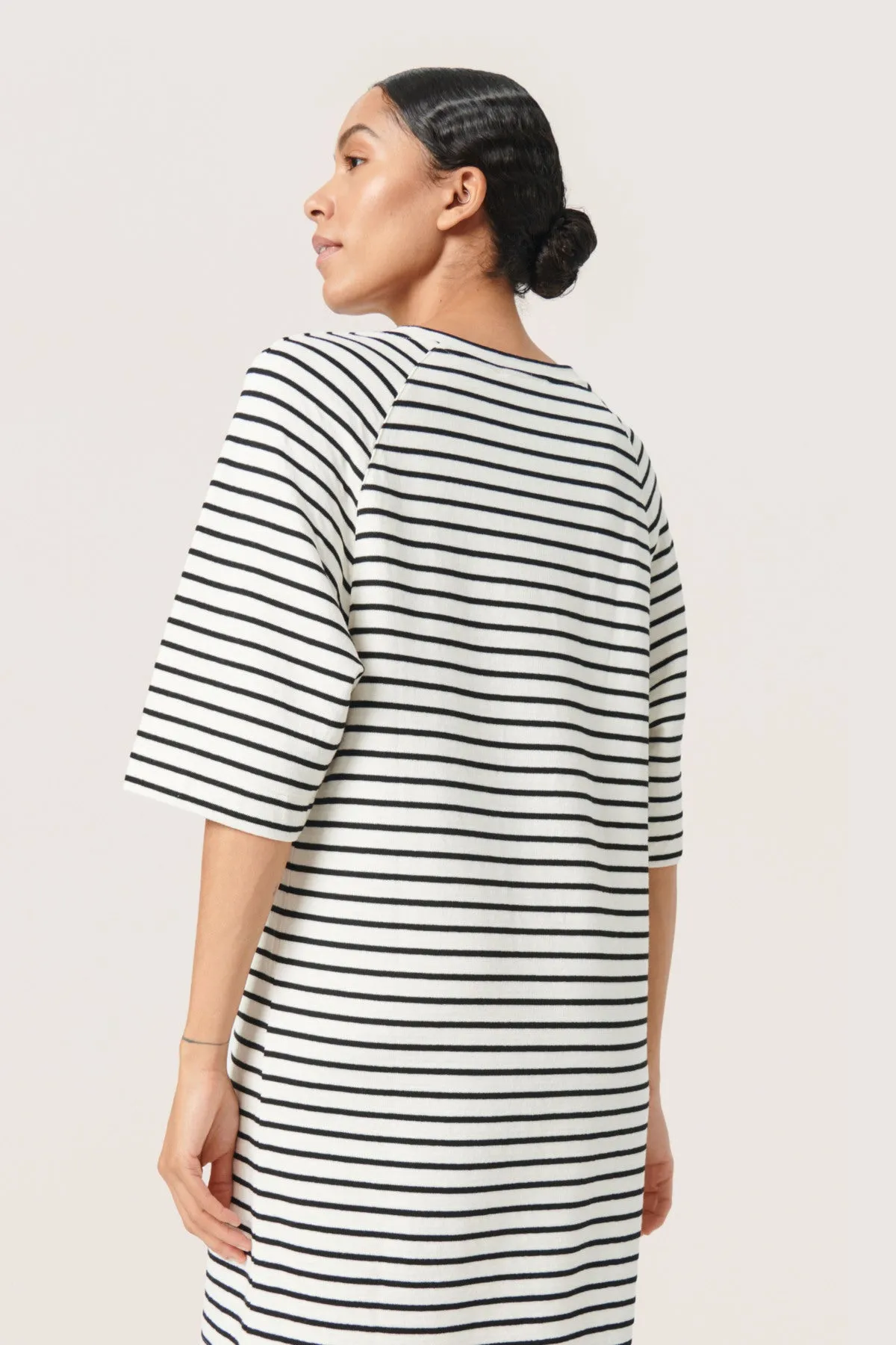 Ingo Dress sold by Silver Lotus product image thumbnail 5