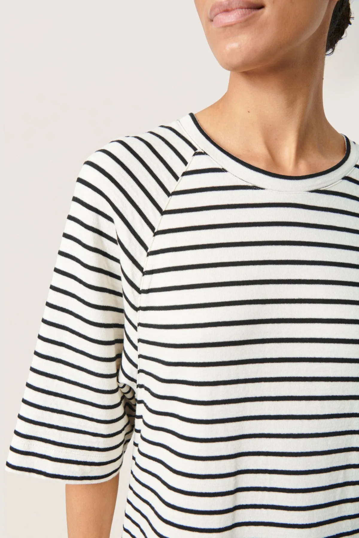 Ingo Dress sold by Silver Lotus product image thumbnail 4