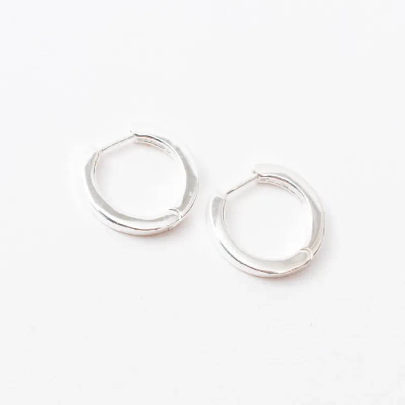Silver Flat Squared Click In Hoops sold by Silver Lotus