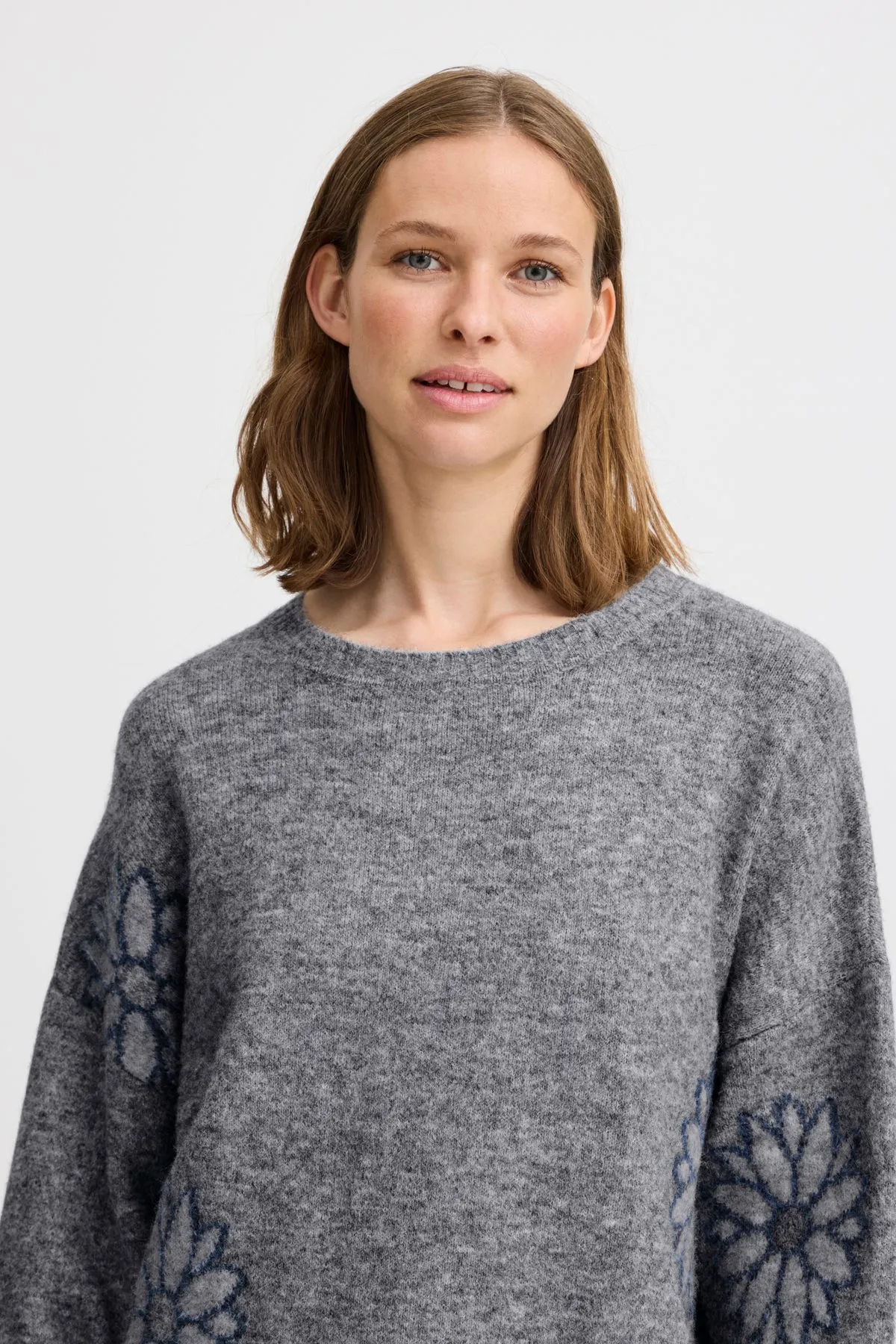 Omea Pullover sold by Silver Lotus product image thumbnail 4