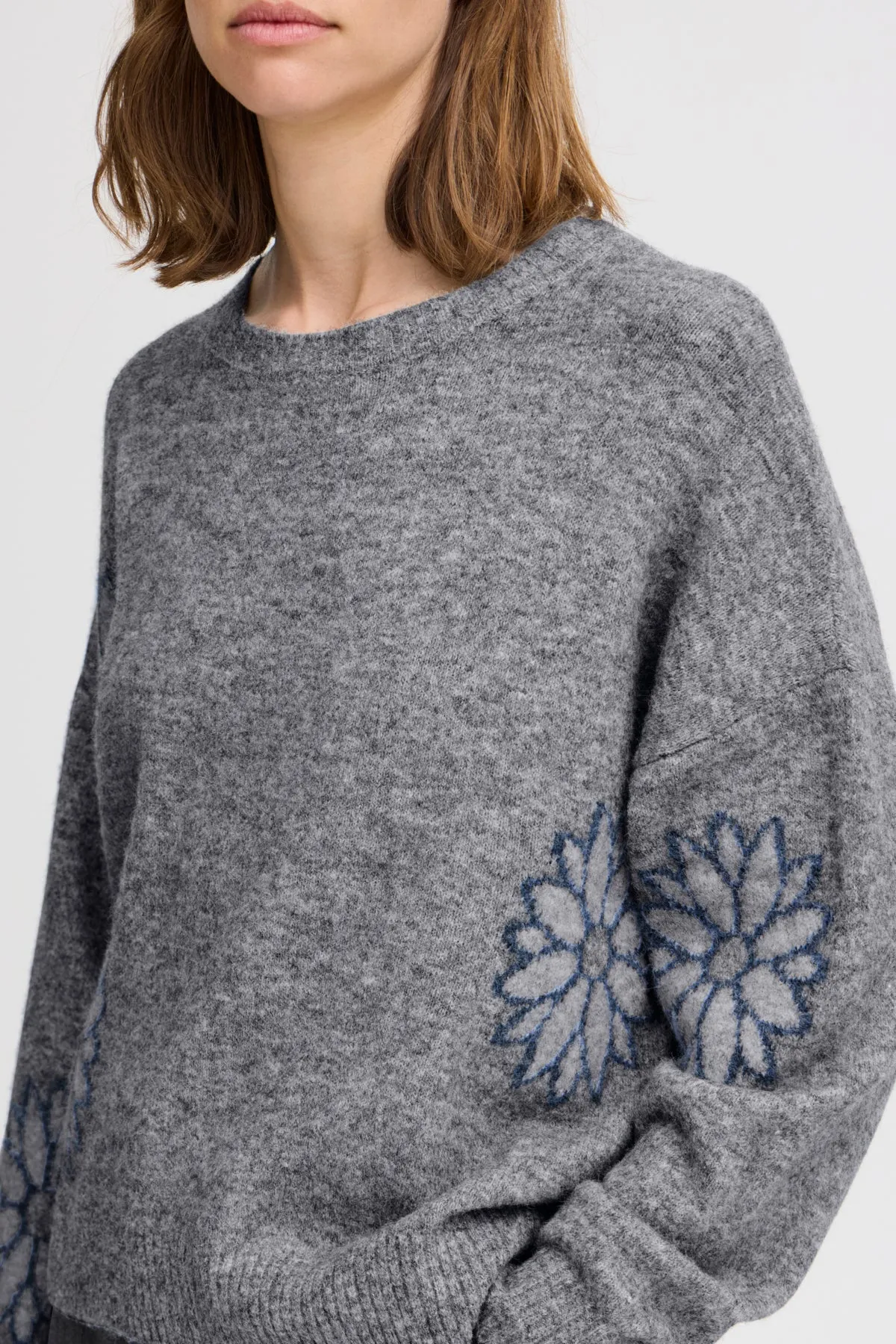 Omea Pullover sold by Silver Lotus product image thumbnail 2