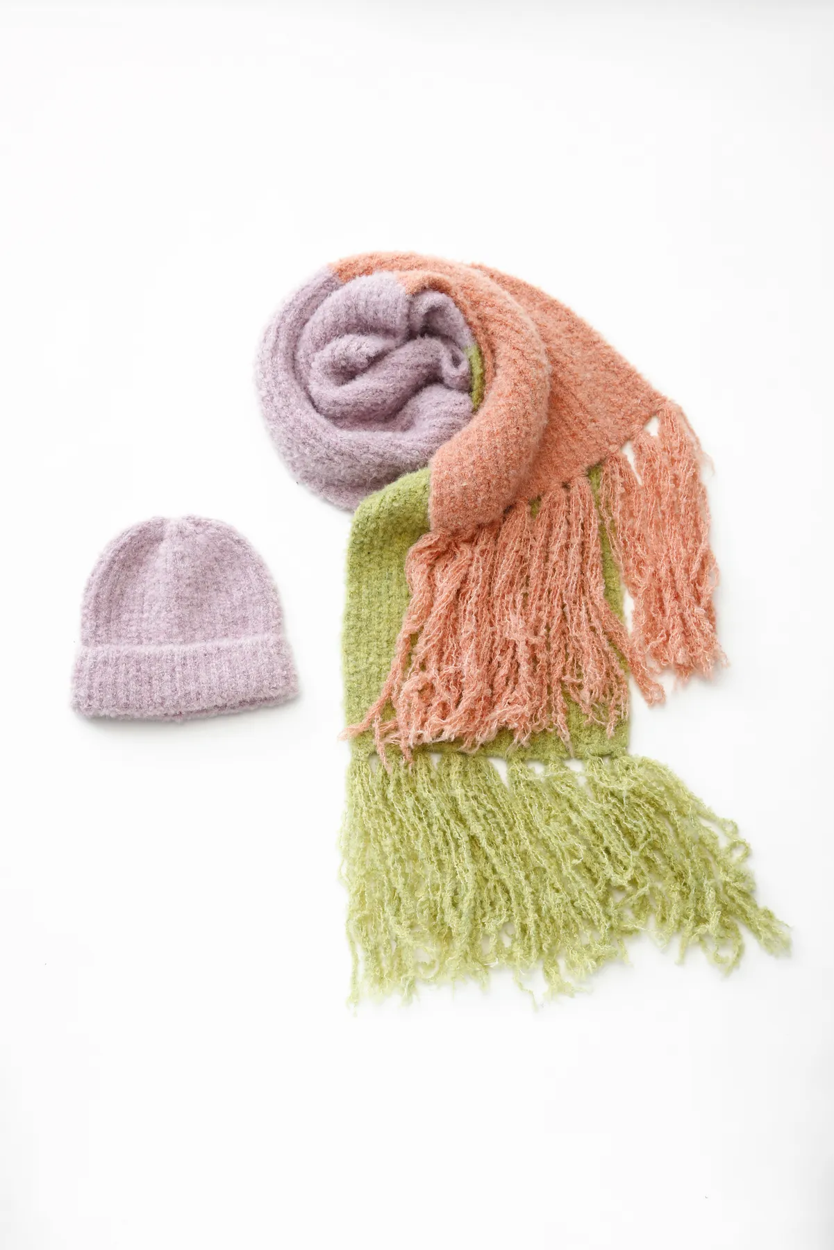 Fuzzy Color Block Beanie sold by Silver Lotus product image thumbnail 3