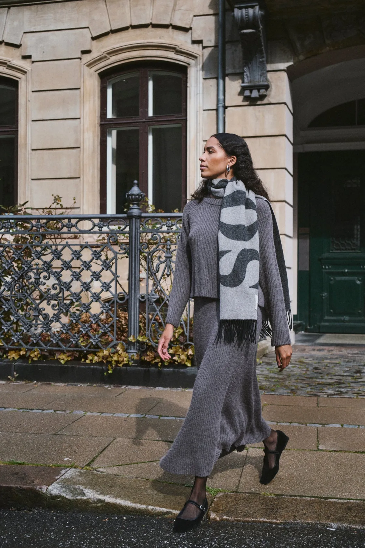 Ditta Pullover sold by Silver Lotus product image thumbnail 4