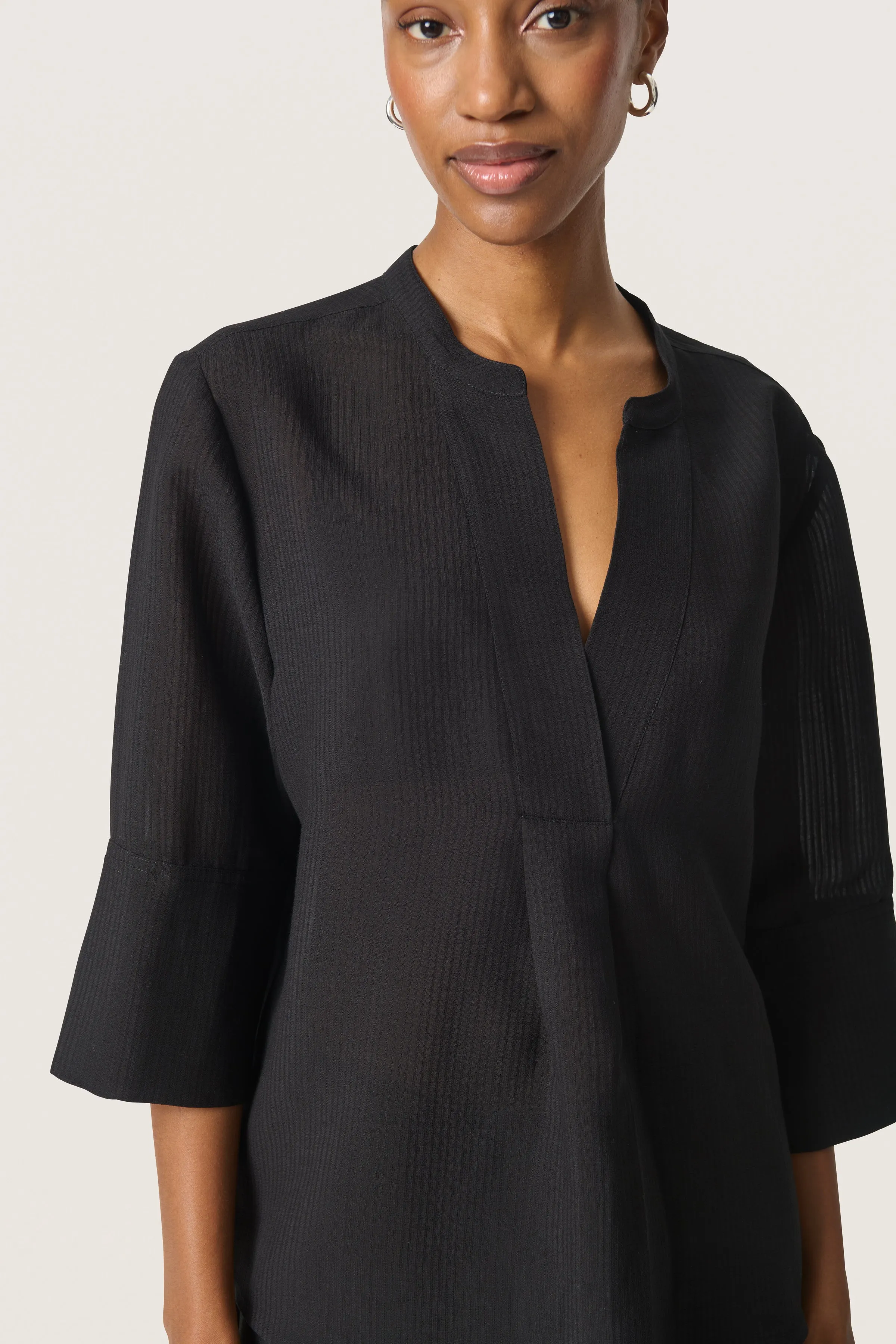 Albia Blouse sold by Silver Lotus product image thumbnail 4