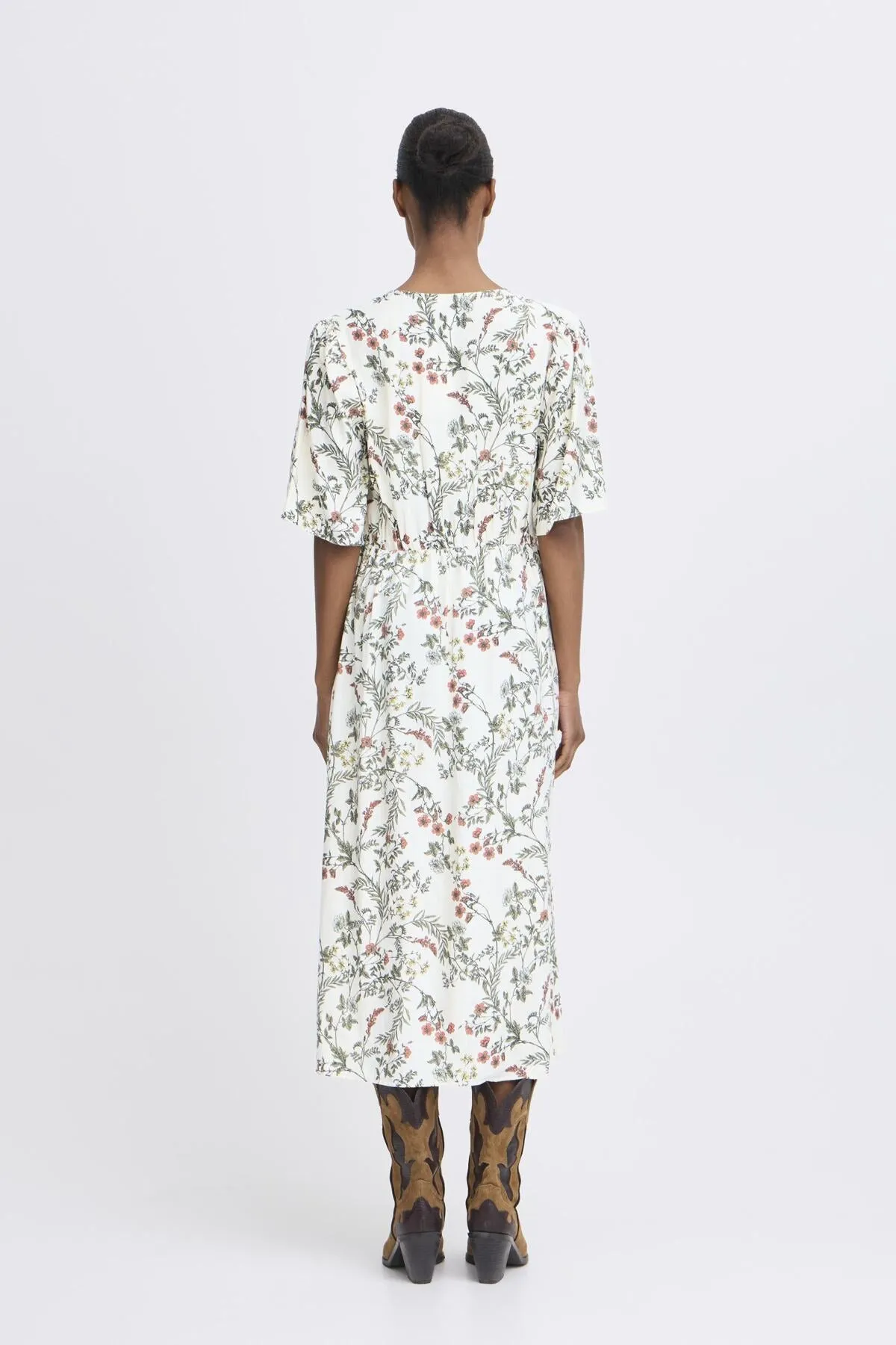 Imilda Short Sleeve Dress sold by Silver Lotus product image thumbnail 2