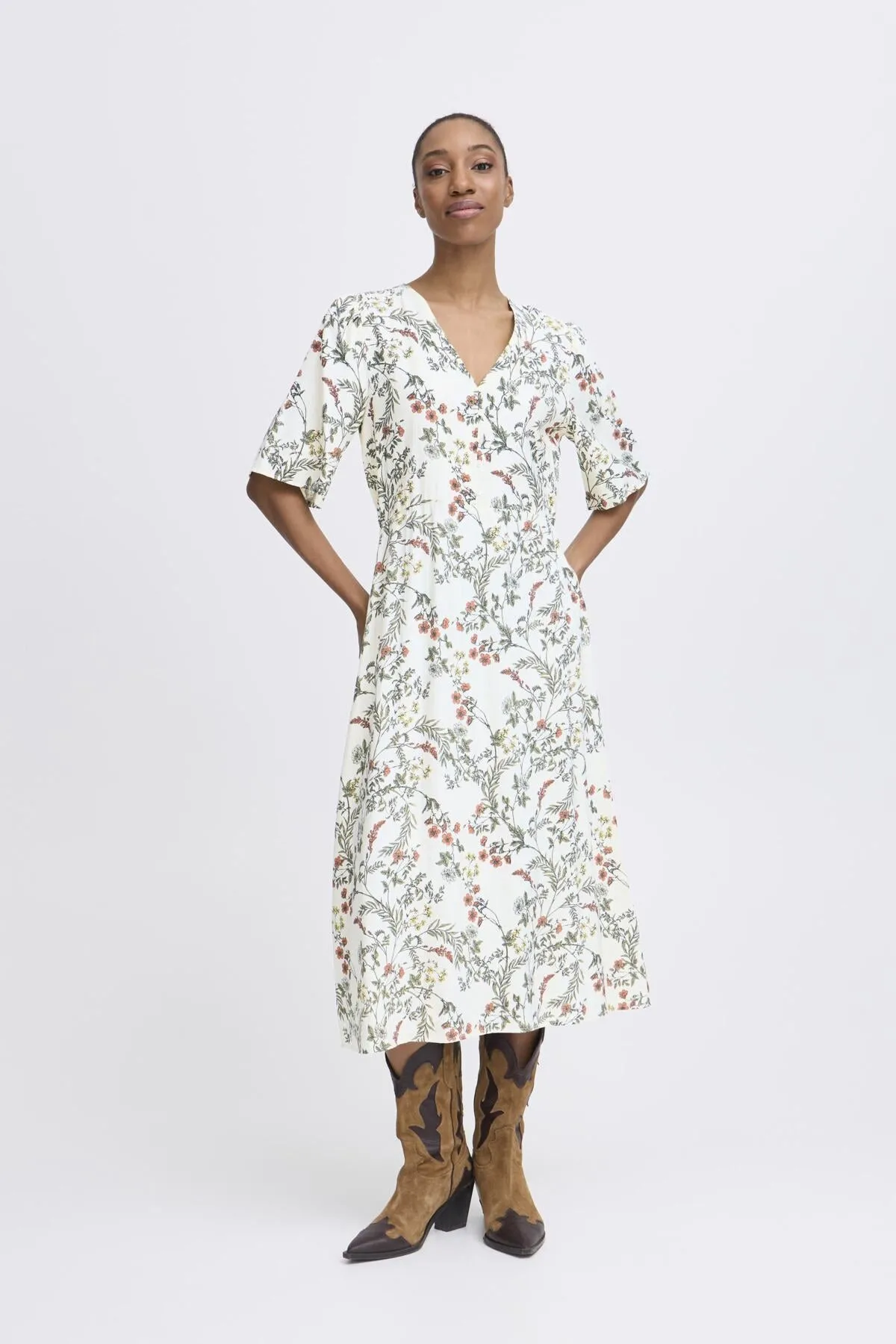 Imilda Short Sleeve Dress sold by Silver Lotus