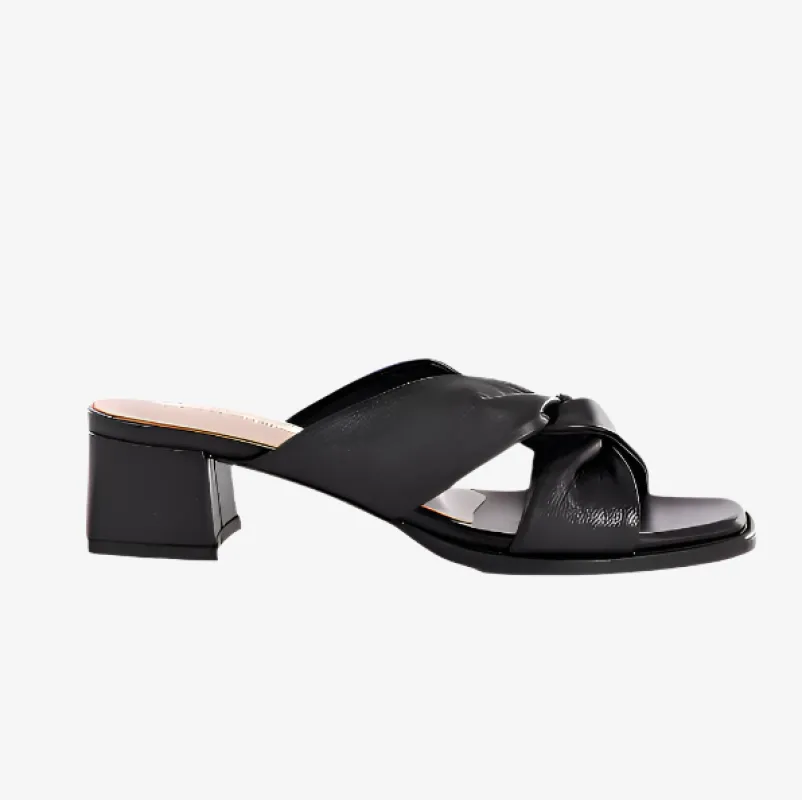 Doria Heel made by Ateliers