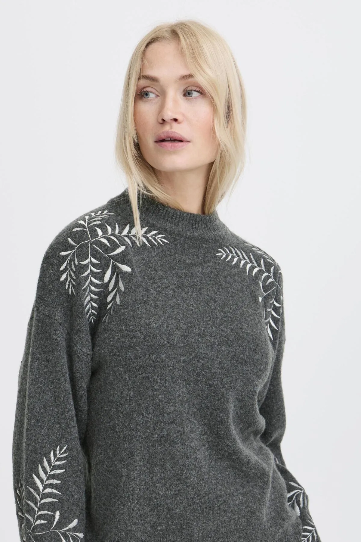 Magge Embroidered Jumper sold by Silver Lotus product image thumbnail 3