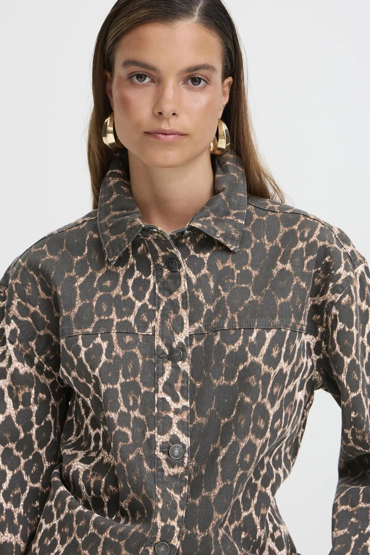 Kenna Shirt sold by Silver Lotus product image thumbnail 5