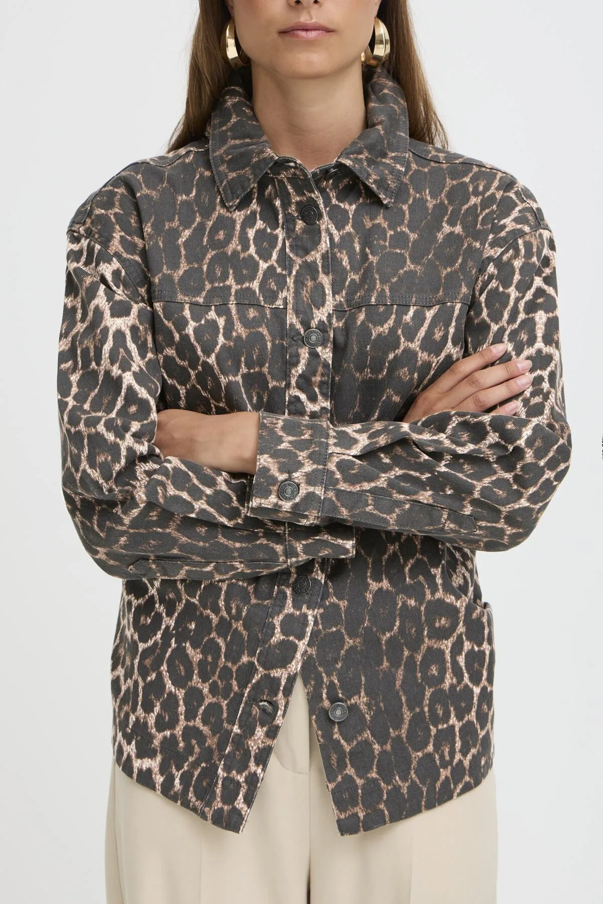 Kenna Shirt sold by Silver Lotus product image thumbnail 4