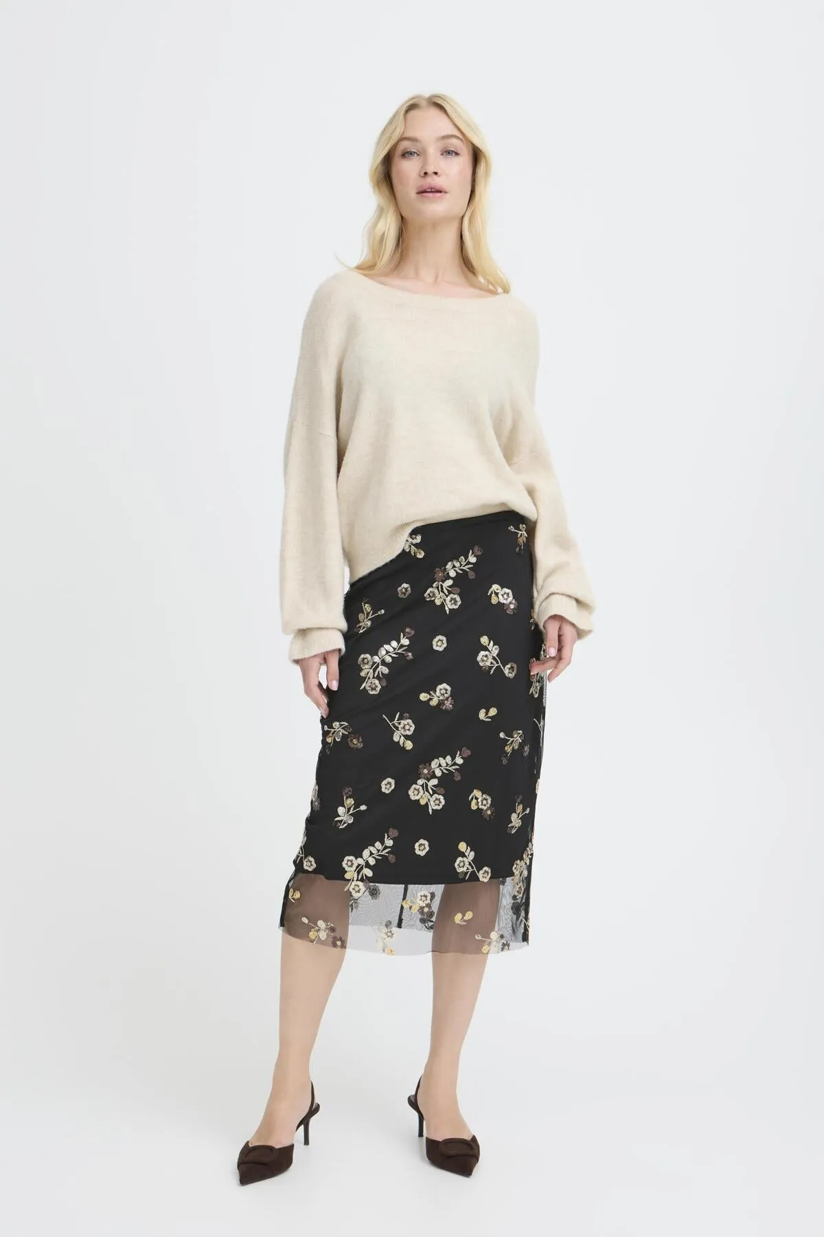 Renaz Pencil Skirt sold by Silver Lotus product image thumbnail 3